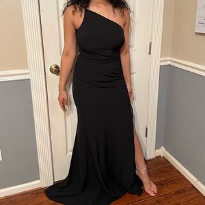 Prom, bridesmaid, homecoming, gala dress